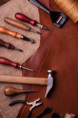Elişi deri ile çalışmak için donatım