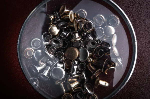 Macro Disparo Lente Lupa Por Encima Botones Metal — Foto de Stock