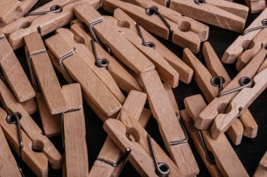 Bahar türü ahşap clothespins yakın çekim