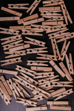 birçok bahar ahşap clothespins yazın