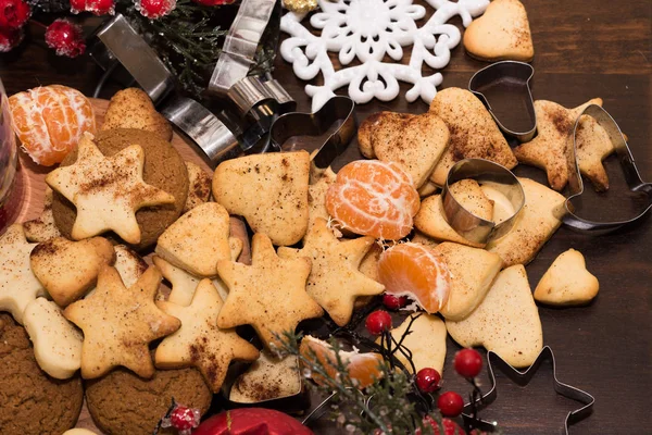 Noel ve yılbaşı süsleri yılbaşı ağacı için. Noel Kartpostalı.
