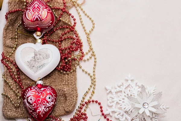Noel ve yılbaşı süsleri yılbaşı ağacı için. Noel Kartpostalı.