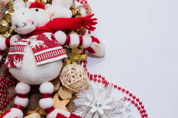 Noel ve yılbaşı süsleri yılbaşı ağacı için. Noel Kartpostalı.