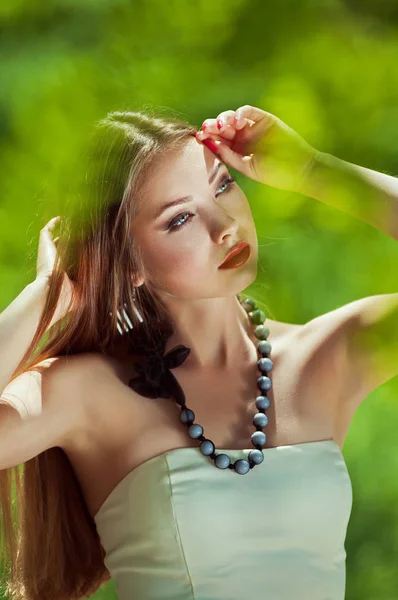 Close-up portret van sensualiteit mooie vrouw met je handen Stockfoto