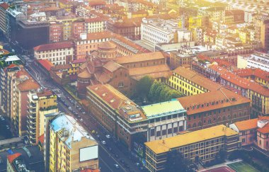 Güzel çok renkli tonda aeroview görüntü Milan
