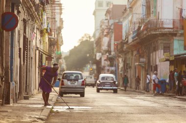 Küba, Havana - 18 Şubat 2017: güzel retro vintage otomobillerde