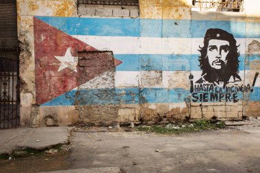 Küba, Havana - 20 Şubat 2017: Havana sokakları ile graffitt