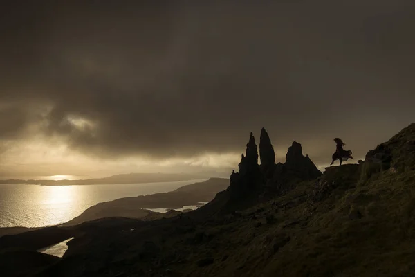 Landscape View Sunset Colourful Clouds Old Man Storr Rock Formation — Stock Photo, Image