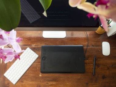 orkide ve evde akıllı iş, html dili