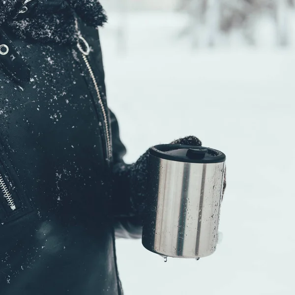 Partial View Woman Holding Thermocup Hot Drink Winter Day — Stock Photo, Image