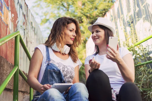 Selfies yapma, rahatlatıcı, zevk, müzik 