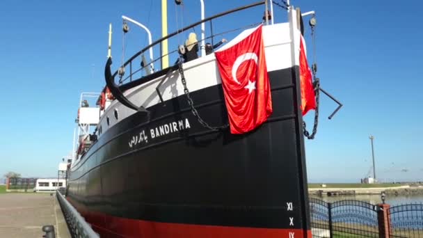 Samsun, Turkiet - 19 November 2016: Bandirma fartyget — Stockvideo