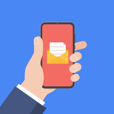 Siyah cep telefonu üzerinde mavi arka plan izole tutan el. Smartphone ile yeni mesaj, insanın elinde zarf, kağıt levha düz tasarım vektör çizim açıldı.