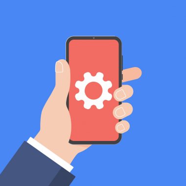 El ile onay işareti Ok işaretçi finge siyah cep telefonu tutarak