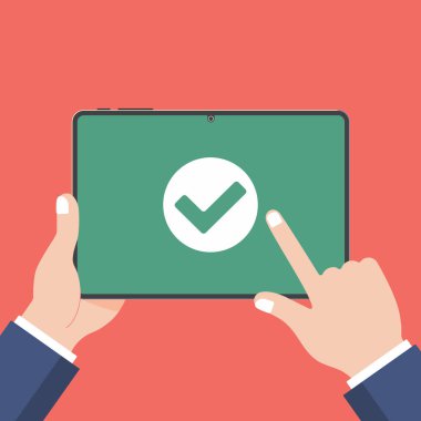 Siyah tablet cihaz üzerinde yeşil arka plan izole tutan el. Yastık tablet ile onay işareti Tamam yeşil daire ve işaret parmağı işaretçi dokunmatik düz tasarım vektör çizim, insanın ellerinde