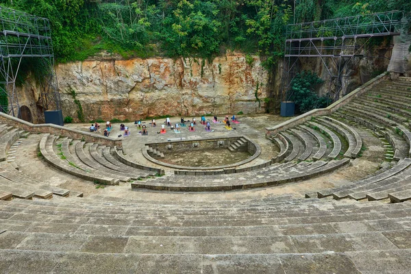 Barcelona Spain September 2018 Amphitheater Yoga Class Montjuic Park Barcelona — Stock Photo, Image