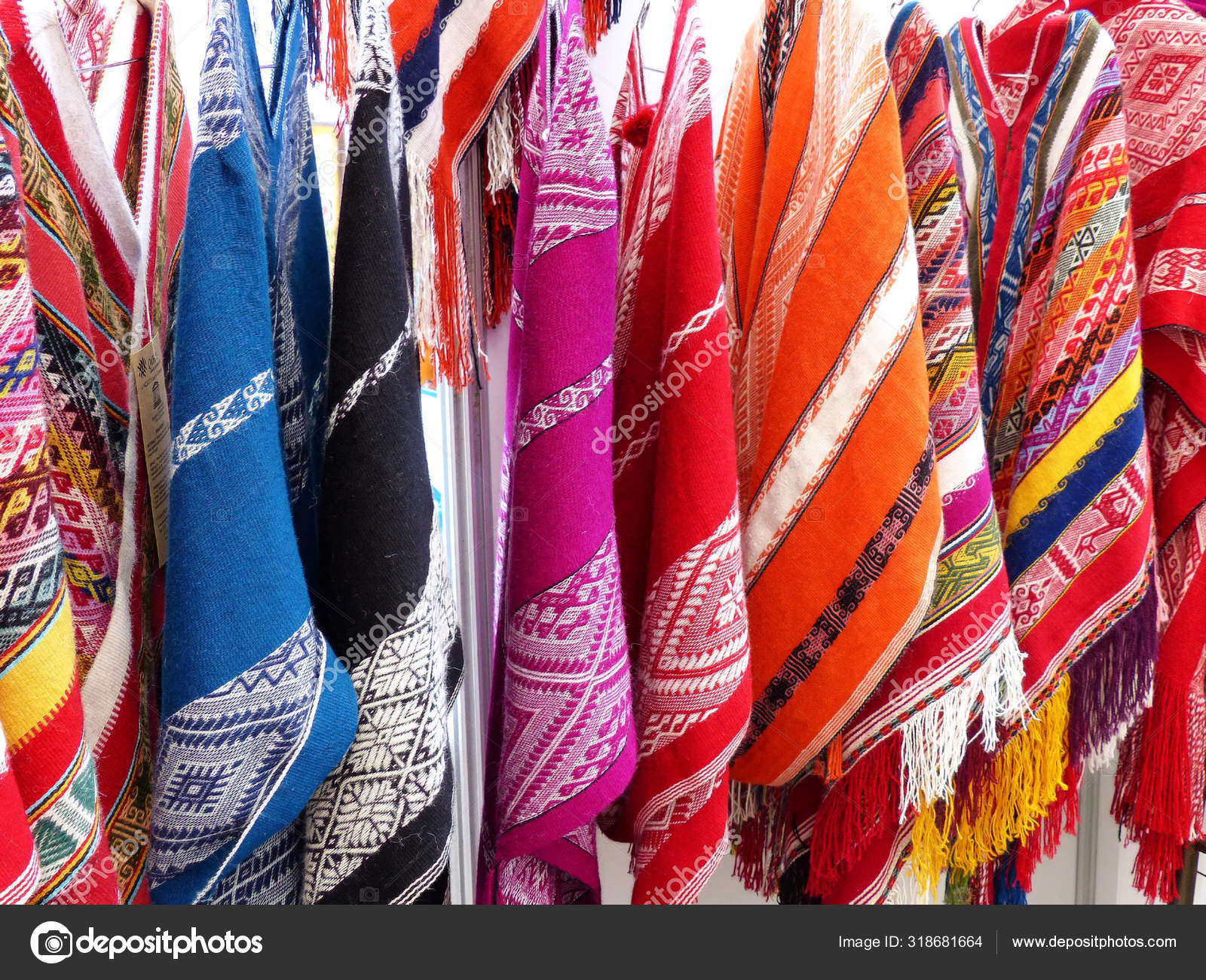 Colección Ponchos Artesanales Perú Hechos Alpaca Con Diseño