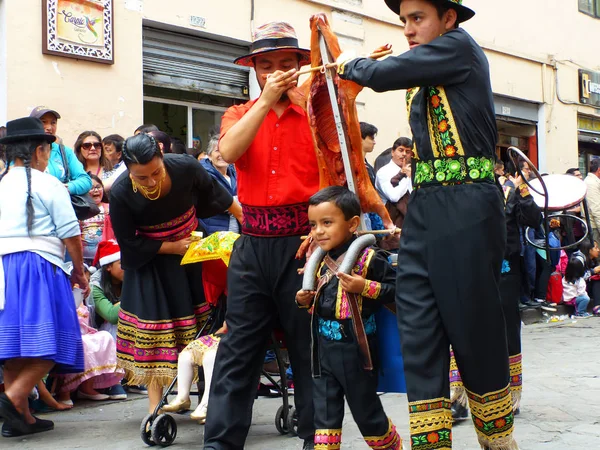 Cuenca Ecuador 2018 Christmas Parade Pase Del Nino Viajero 여행하는 — 스톡 사진