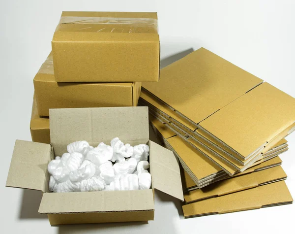 Cardboard box isolated on white — Stock Photo, Image