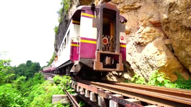 Tren Muerte Tailandia Famoso Destino Turístico — Vídeos de Stock
