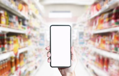 Soyut süpermarketten online alışveriş yapmak için akıllı telefon kullanmak