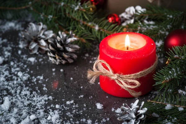 Regalo de vela de Navidad y decoraciones —  Fotos de Stock