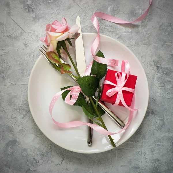 Valentines day table setting. — Stock Photo, Image