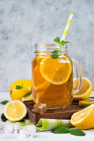 레몬 아이스 티. — 스톡 사진
