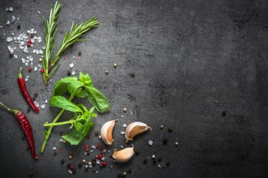 Baharat otlar ve Yeşiller seçim. 