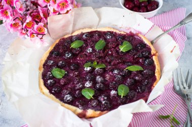 Tatlı kiraz kek pasta tart.