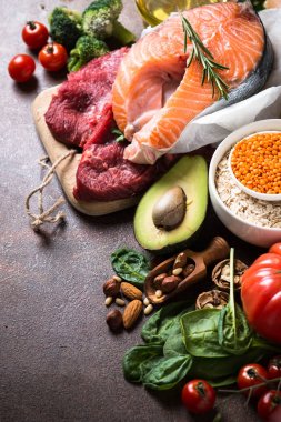 Dengeli beslenme. Sağlıklı beslenme için organik gıda. 