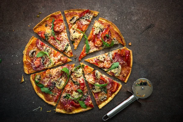 Tradiční italská pizza Stock Fotografie