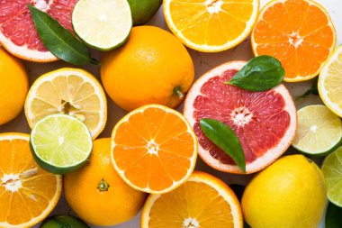 Taze narenciye meyve ürün yelpazesine siyah. 