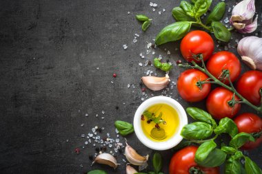 Yemek yapmak için malzemeler.