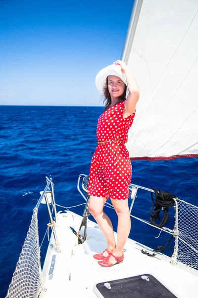 Female on sailboat. — Stock Photo, Image