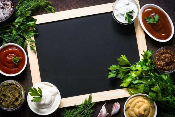 Achtergrond op donker koken. — Stockfoto