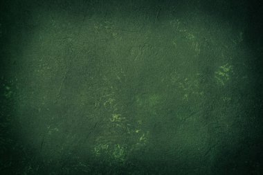 arka planı yeşil taş.