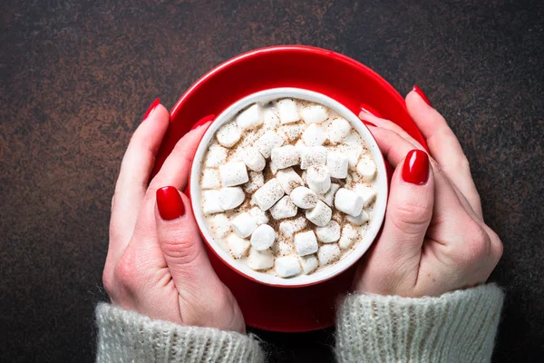 Copa de chocolate caliente con malvavisco . — Foto de Stock