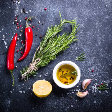 Baharatlar ve otlar kara günü seçim.