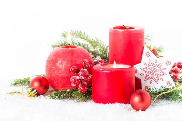 Vela de Navidad y Decoraciones . — Foto de Stock