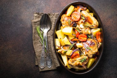 tavuk pişmiş sebze ile.