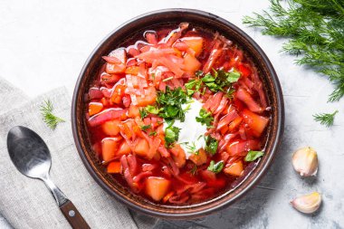 Geleneksel Ukrayna çorbası.