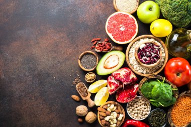 Superfood seçimi. Sağlıklı vegan gıda büyük kümesi.