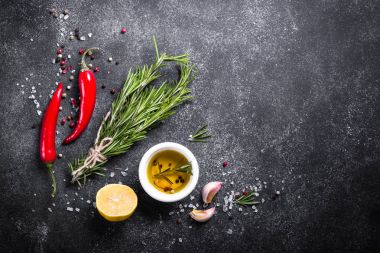 Baharatlar ve otlar kara günü seçim.