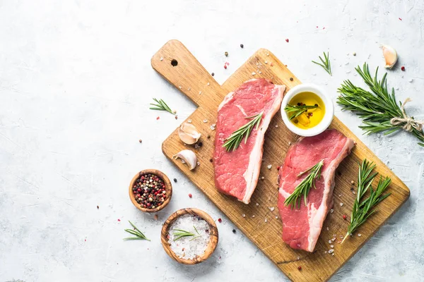 Raw beef striploin steak. — Stock Photo, Image