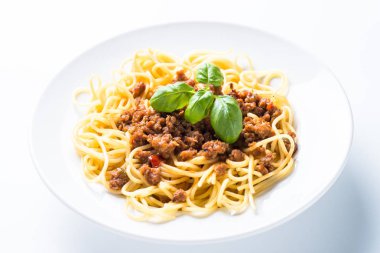 Spagetti Bolonez izole.