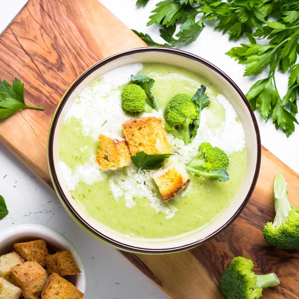 Puré de sopa verde con brócoli . — Foto de Stock