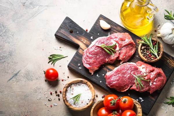 Raw beef steak rib eye with herbs. — Stock Photo, Image