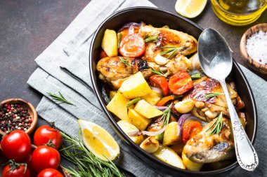 tavuk pişmiş sebze ile.