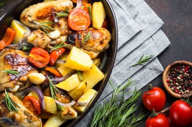 tavuk pişmiş sebze ile.